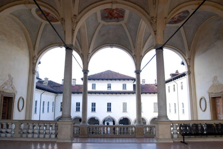 palazzo arese borromeo cesano Maderno
