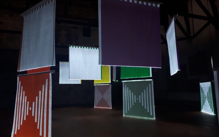 daniel buren palazzo ragione bergamo